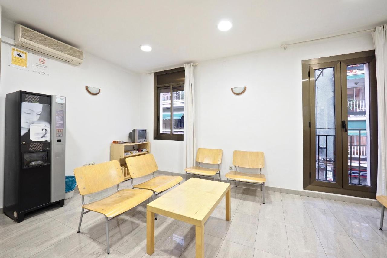 Hostal Ballestero バルセロナ エクステリア 写真