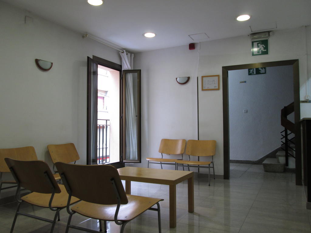 Hostal Ballestero バルセロナ エクステリア 写真